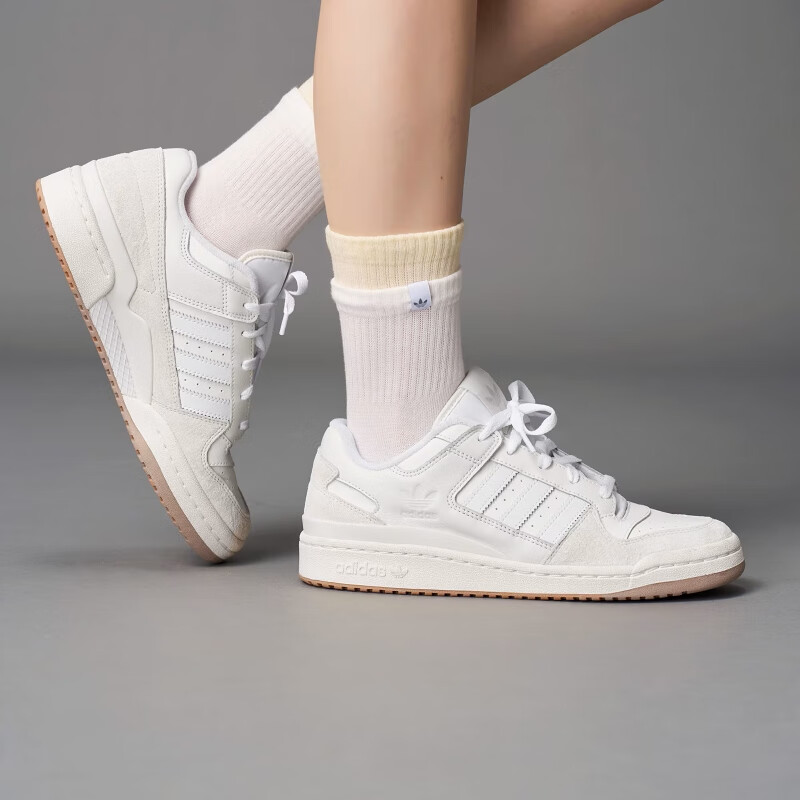 阿迪达斯三叶草男女低帮休闲板鞋