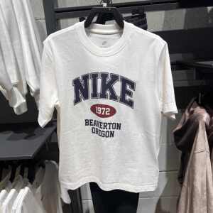 Nike耐克女运动百搭短袖印花T恤