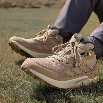 阿迪达斯男子徒步登山户外运动鞋