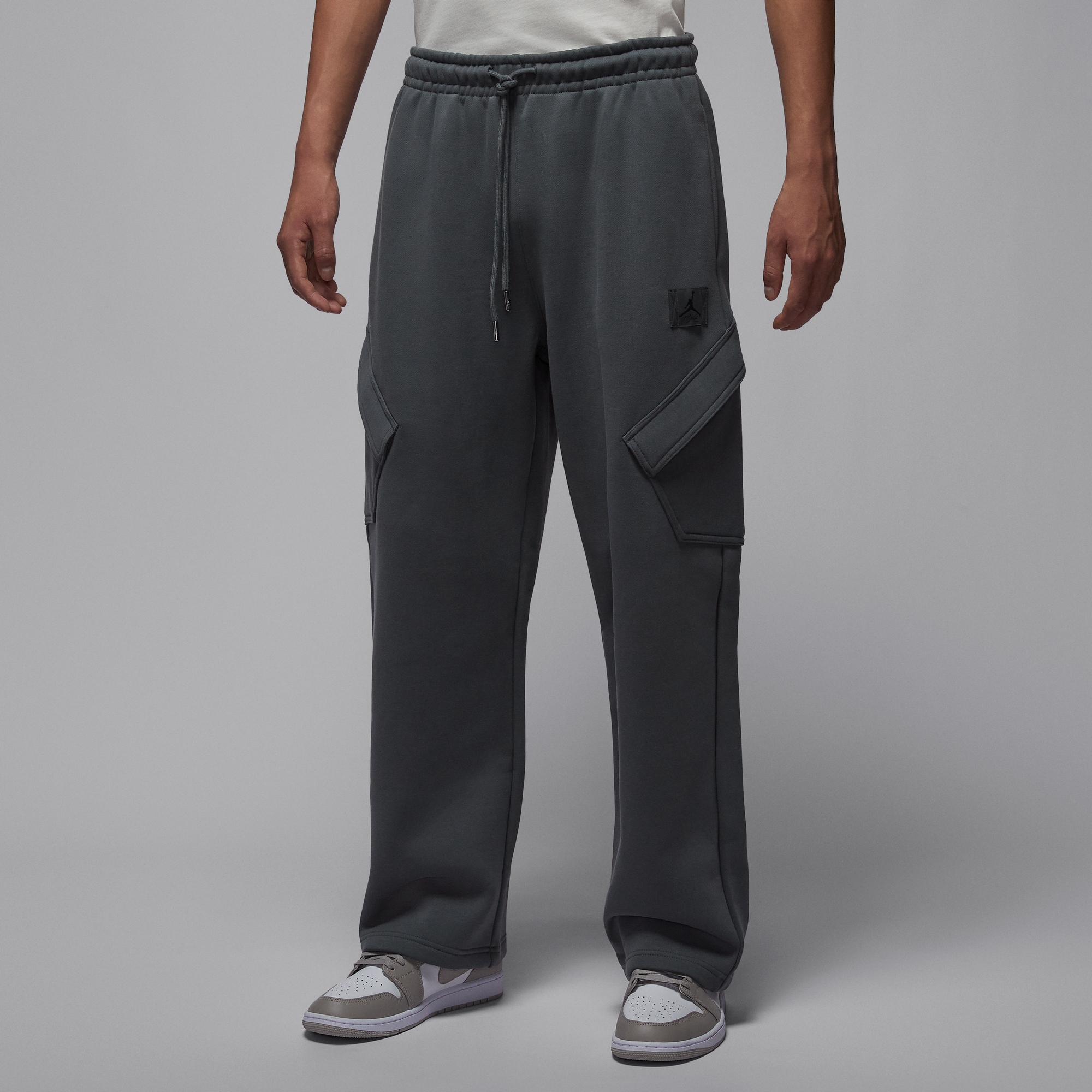 乔丹男子运动休闲针织宽松长裤