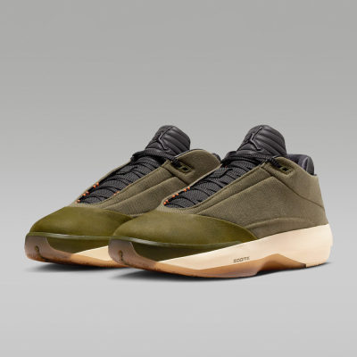 耐克新款低帮运动训练实战篮球鞋