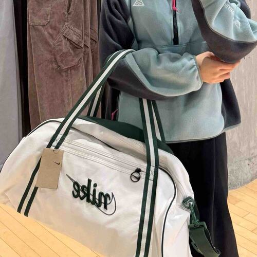 Nike耐克单肩斜挎包健身运动包