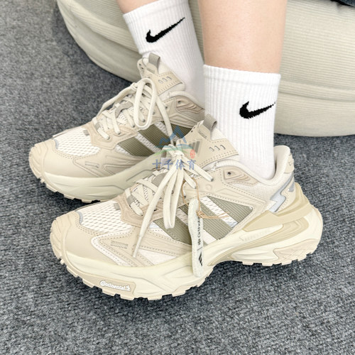 阿迪达斯男女跑步机甲老爹运动鞋