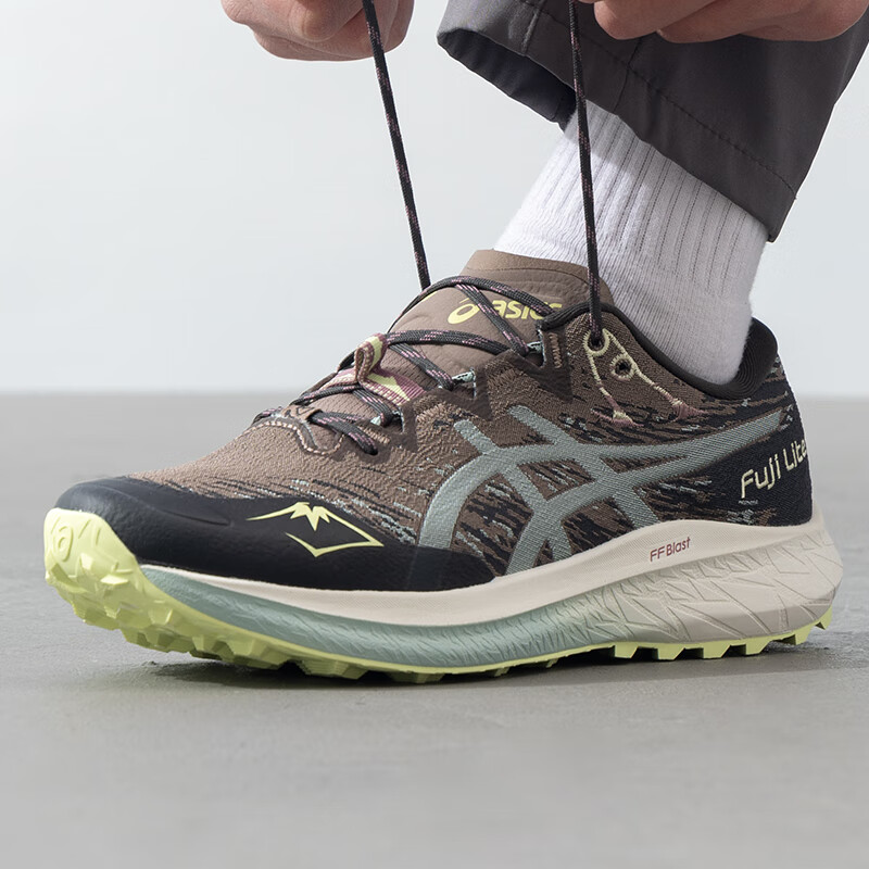 亚瑟士FujiLite5男女款跑步鞋