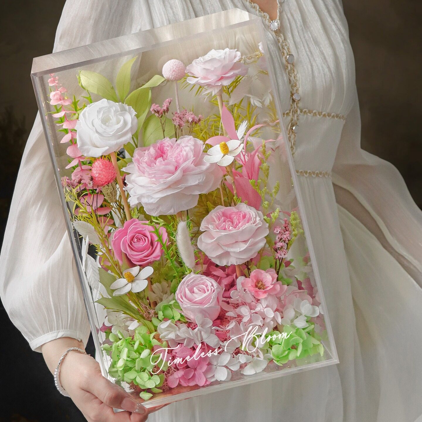 厂家直发母亲礼物永生花春日繁花玫瑰花盒520送妈妈表白创意生