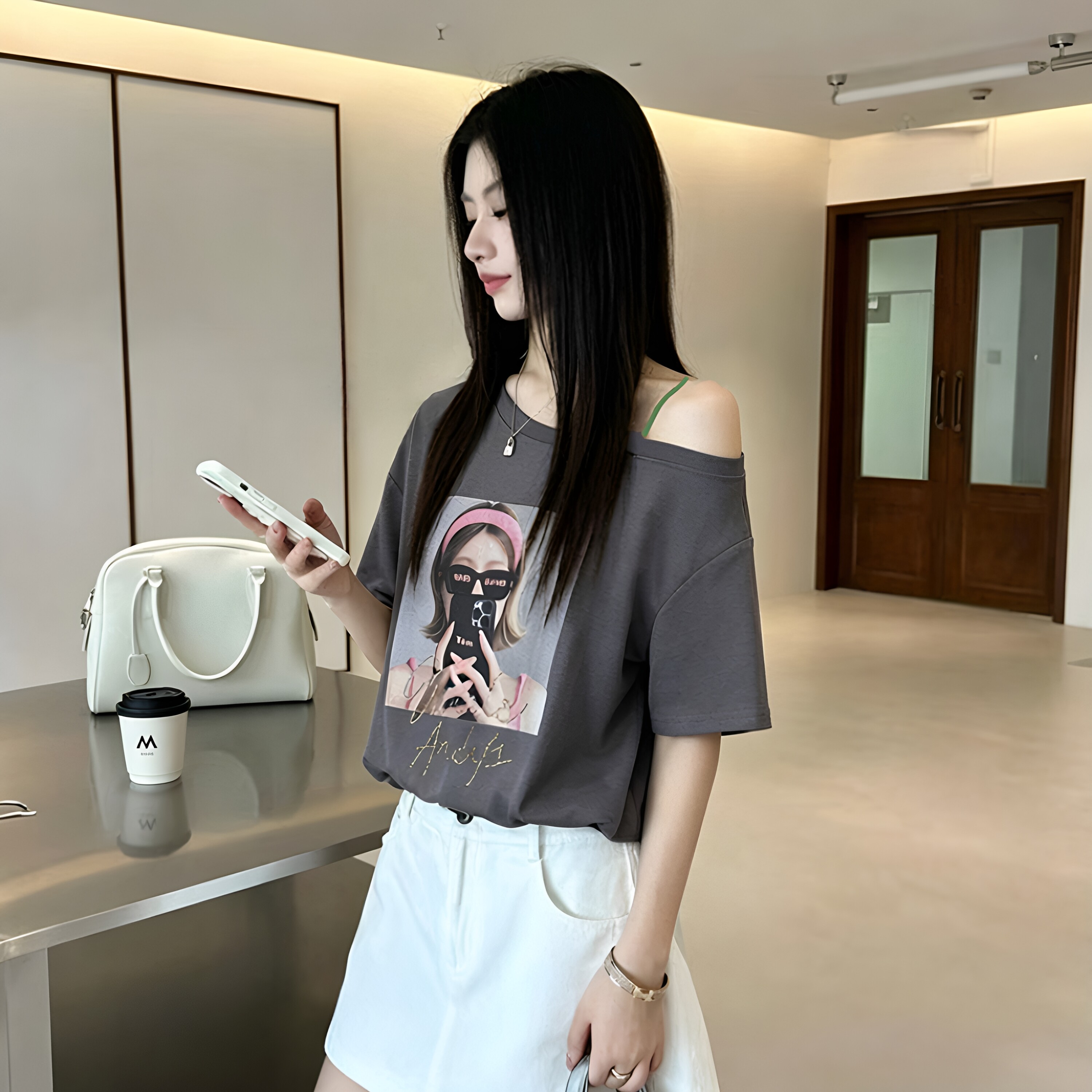 夏季斜领露肩烫钻短袖T恤女宽松t