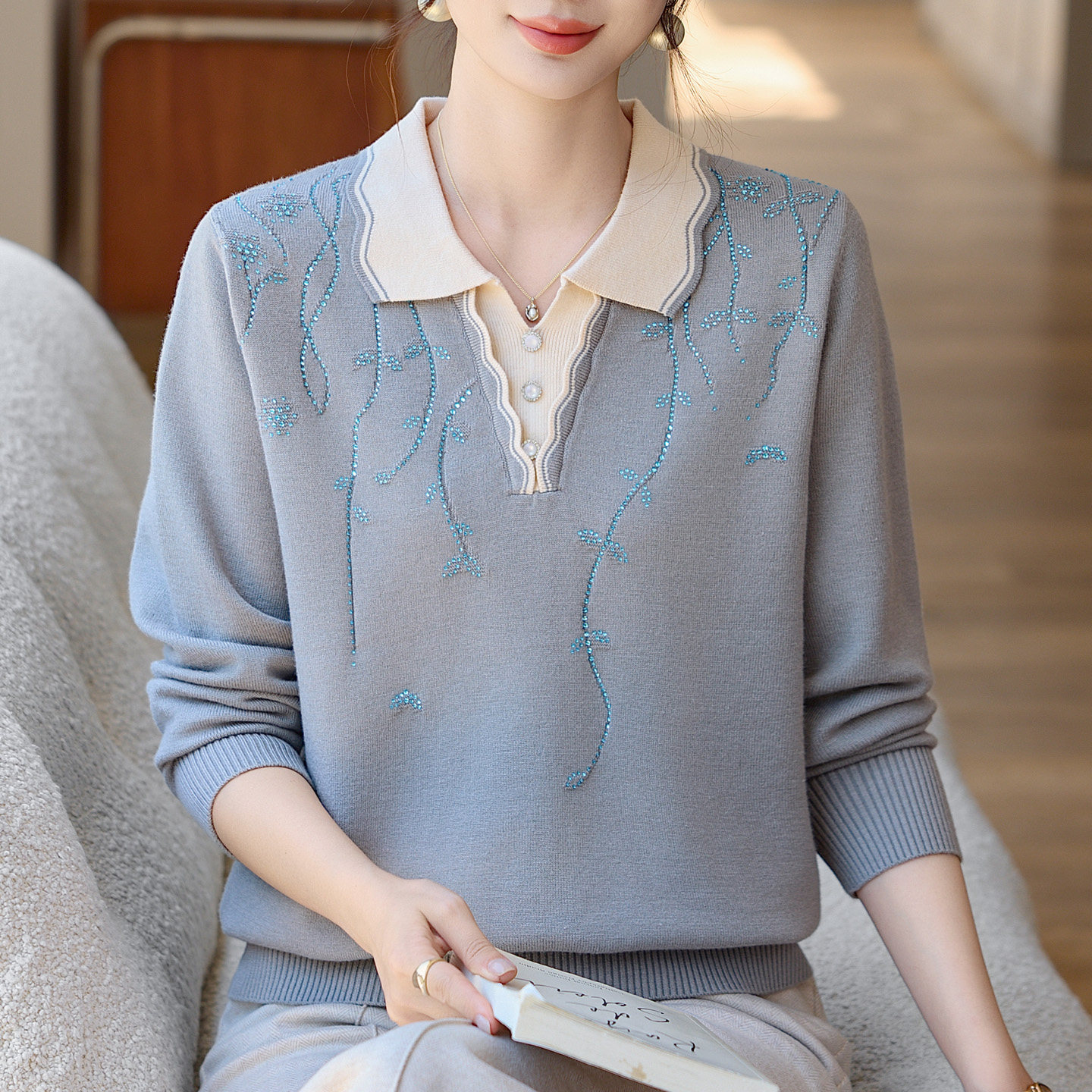翻领提花羊绒衫女秋冬加肥加大码200斤洋气中老年妈妈针织衫上衣