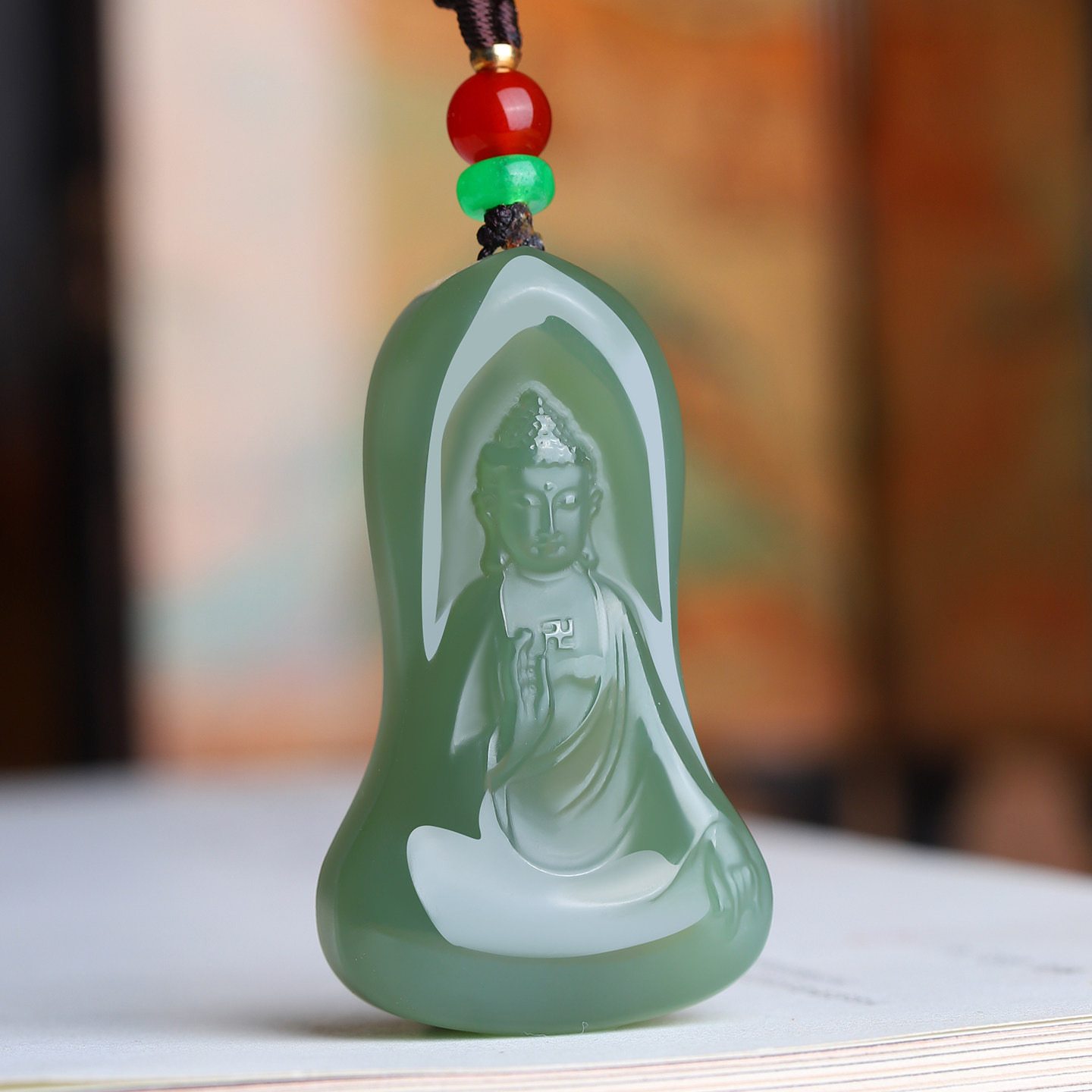 真品和田玉如来佛玉吊坠男女玉石挂件湖水绿玉佩天然青海料玉项坠