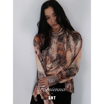 SNT【绮丽梦境】韩国进口印花烫银针织立领飘带衬衣