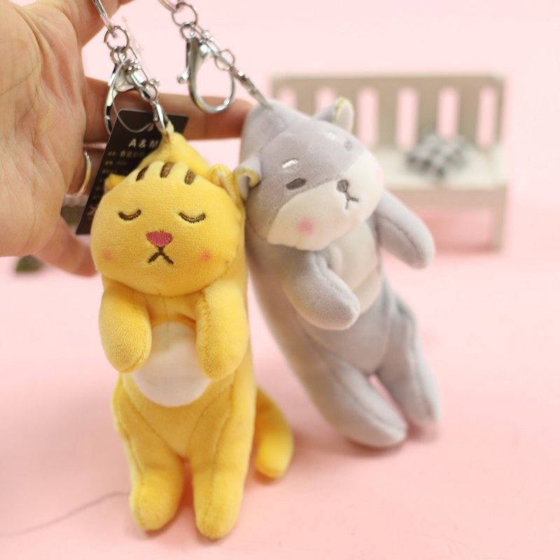 isn可爱被拎起来的猫咪学生背包挂件柴犬车钥匙扣情侣个性包挂饰