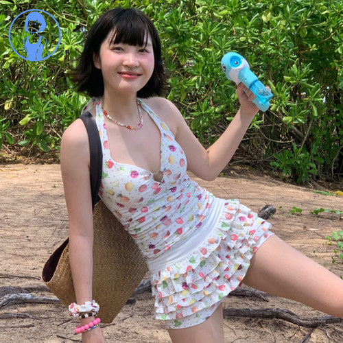 日系可爱少女水果碎花分体泳衣