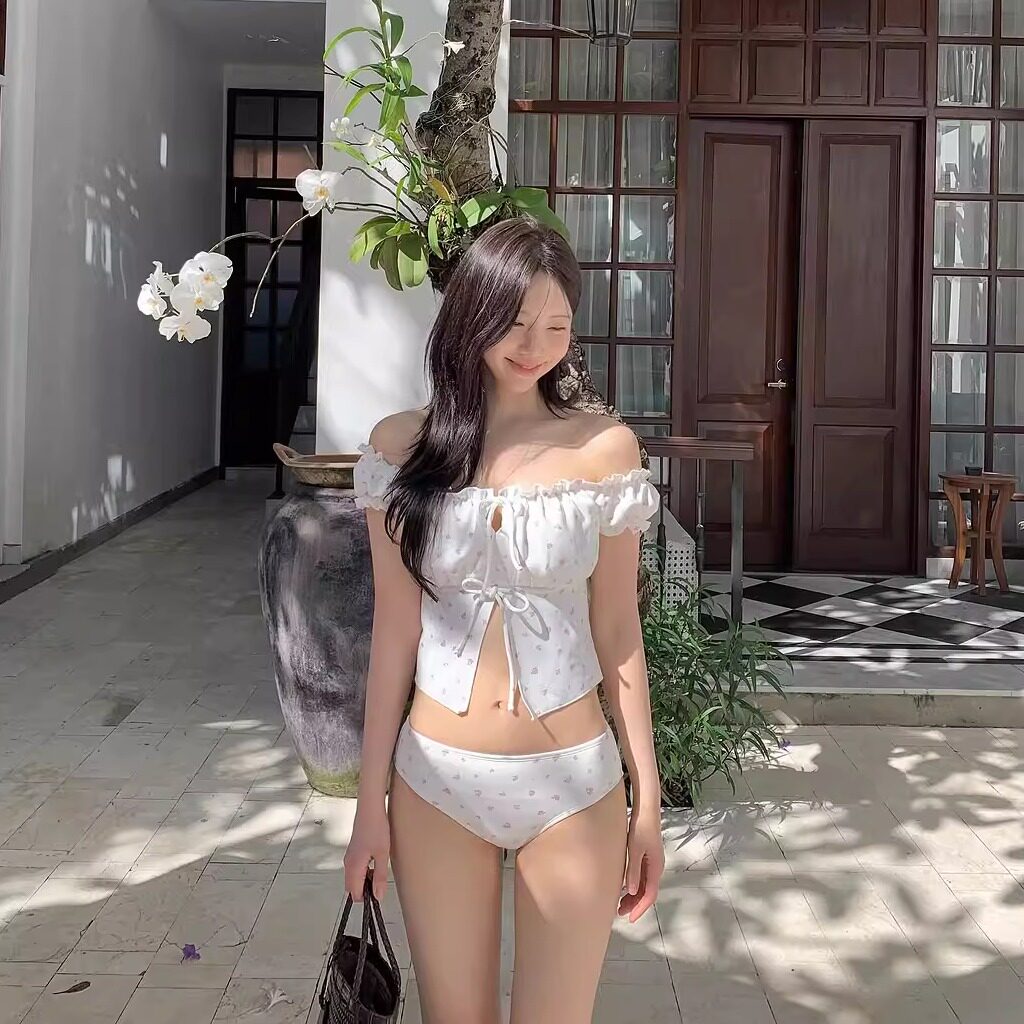 白色碎花少女蕾丝性感比基尼