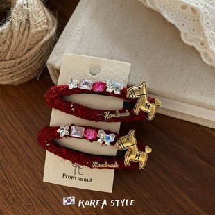 韩国新款 高级感字母毛线布艺发夹女 红色新年彩钻小马BB发夹套装