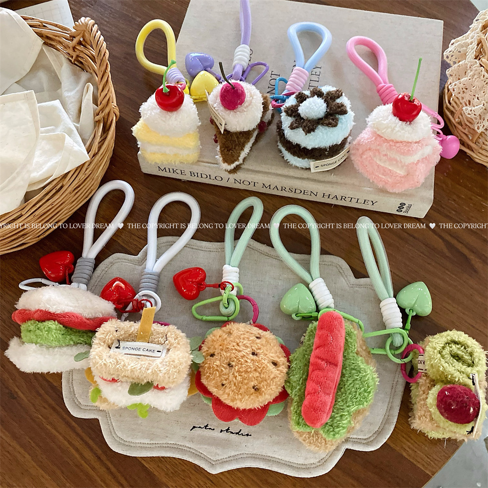韩国新款毛绒蛋糕汉堡热狗挂绳挂饰 可爱小众设计钥匙扣包包挂件