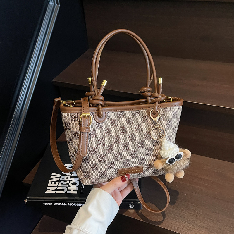 高级感老花印花水桶包女小众轻奢手提小包包单肩斜挎包百搭菜篮子,箱包皮具/热销女包/男包,通用款女包,淘宝优惠券,粉丝福利购,淘宝优惠卷