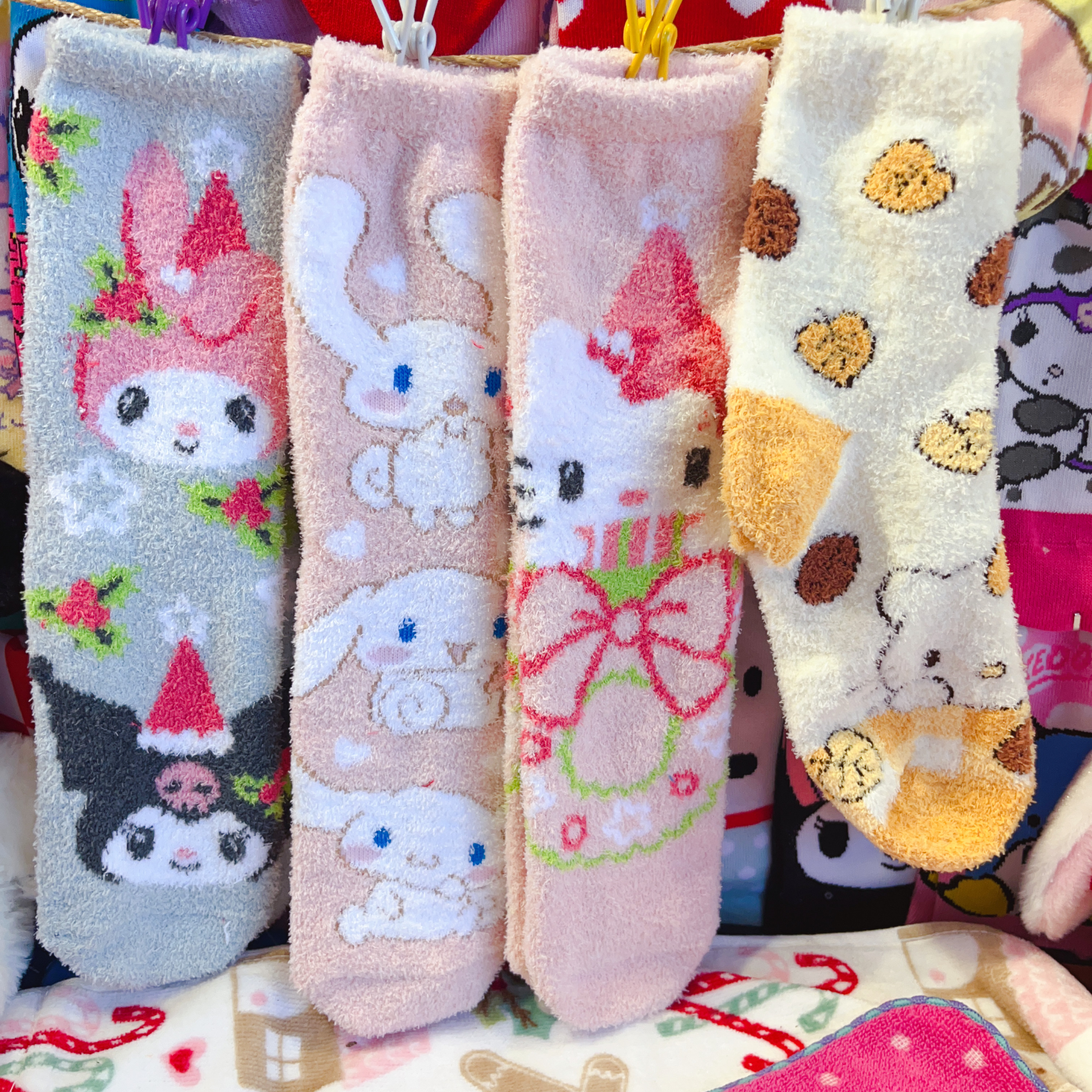 出口秋冬珊瑚绒hello kitty玉桂狗库洛米保暖中筒袜子女袜子