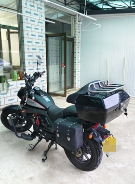 巡航摩托车V16边箱K19白色背箱摩托车带靠背大绵羊黑色尾箱改装