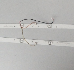 适用飞利浦32HHF3221/T3灯条CRH-F32JL43030020659A-Rev1.3一对价