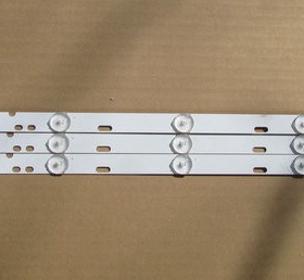 适用全新新科 LEDTV-3206A LED3206A灯条 XK017A-Z32-3X6-6C1B-V