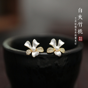 精致小花耳钉纯银 送闺蜜朋友生日礼物女生气质耳钉 送女生的礼物