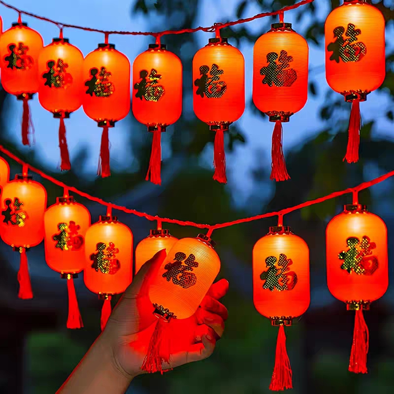 【太阳能灯笼，照亮新年夜】