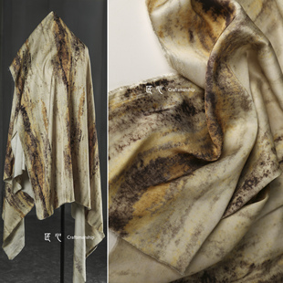 流黄沙漠缎面 黄驼色草木染醋酸布 连衣裙衬衣外套服装设计师面料