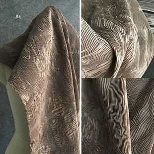 压褶 挺括复合三zhai一生百褶创意艺术设计师面料 瓦楞纸肌理驼色