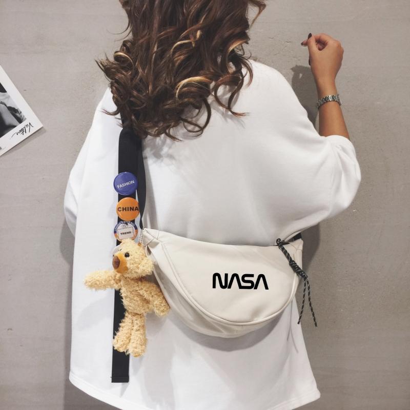 NASA联名潮牌斜挎包女胸包休闲单肩包潮流背包2025新款旅行包腰包