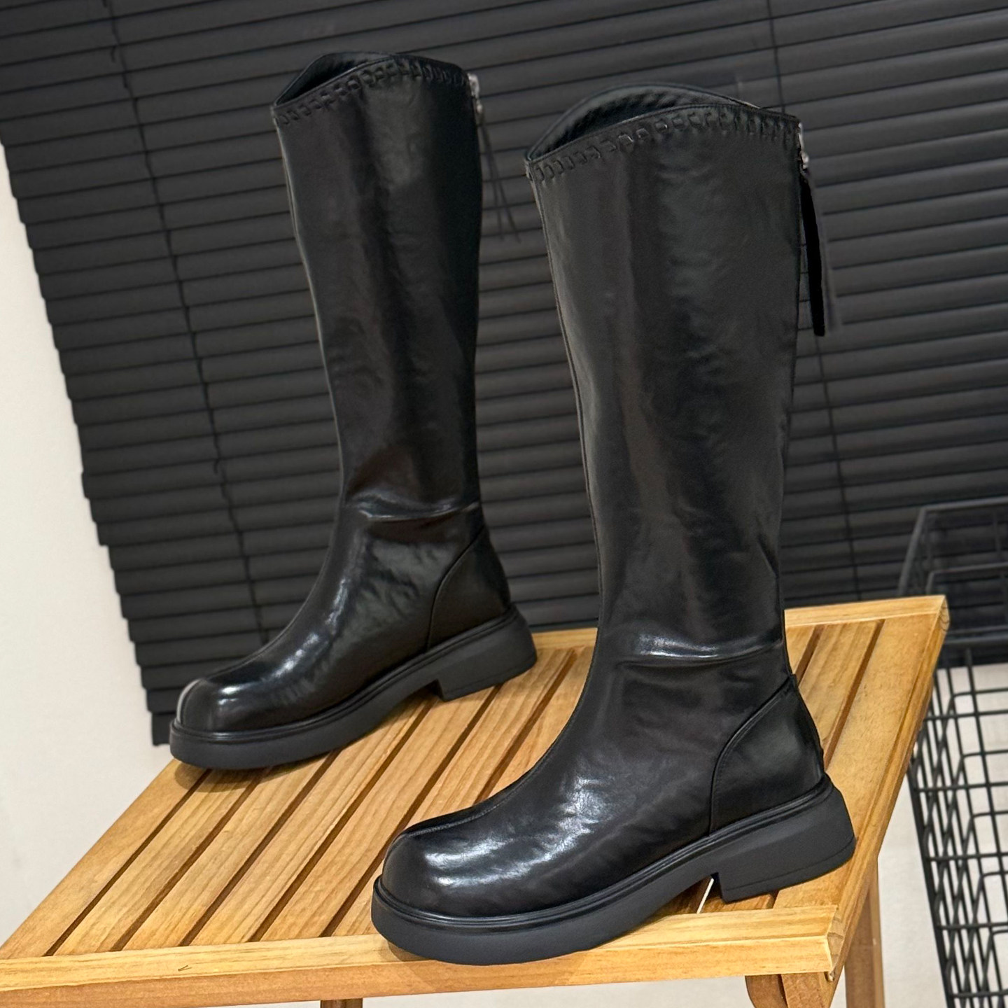 冬季加绒V口长靴子女2025爆款弹力不过膝长筒靴高筒骑士靴机车靴,女鞋,骑士靴,淘宝优惠券,粉丝福利购,淘宝优惠卷