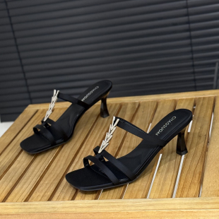 时尚 新款 一字拖性感气质高跟凉拖 女外穿2026夏季 7cm细跟露趾拖鞋