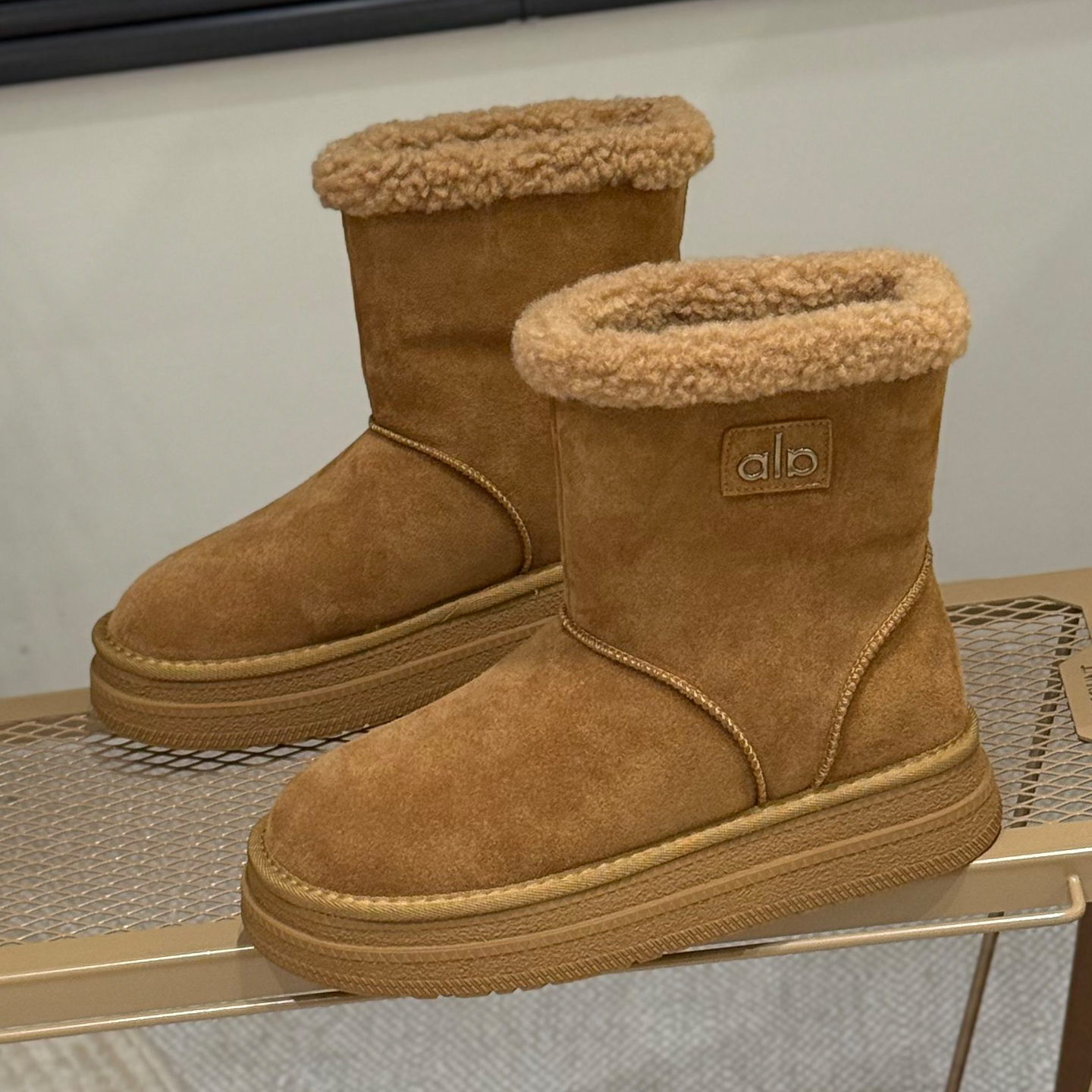 磨砂皮加绒加厚保暖雪地靴中筒靴