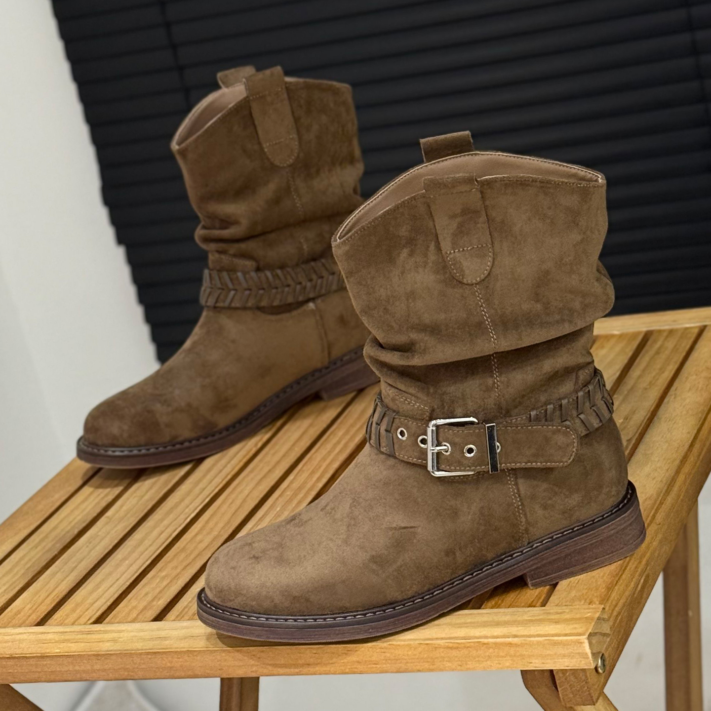 粗跟西部牛仔靴女绒面短靴中筒靴