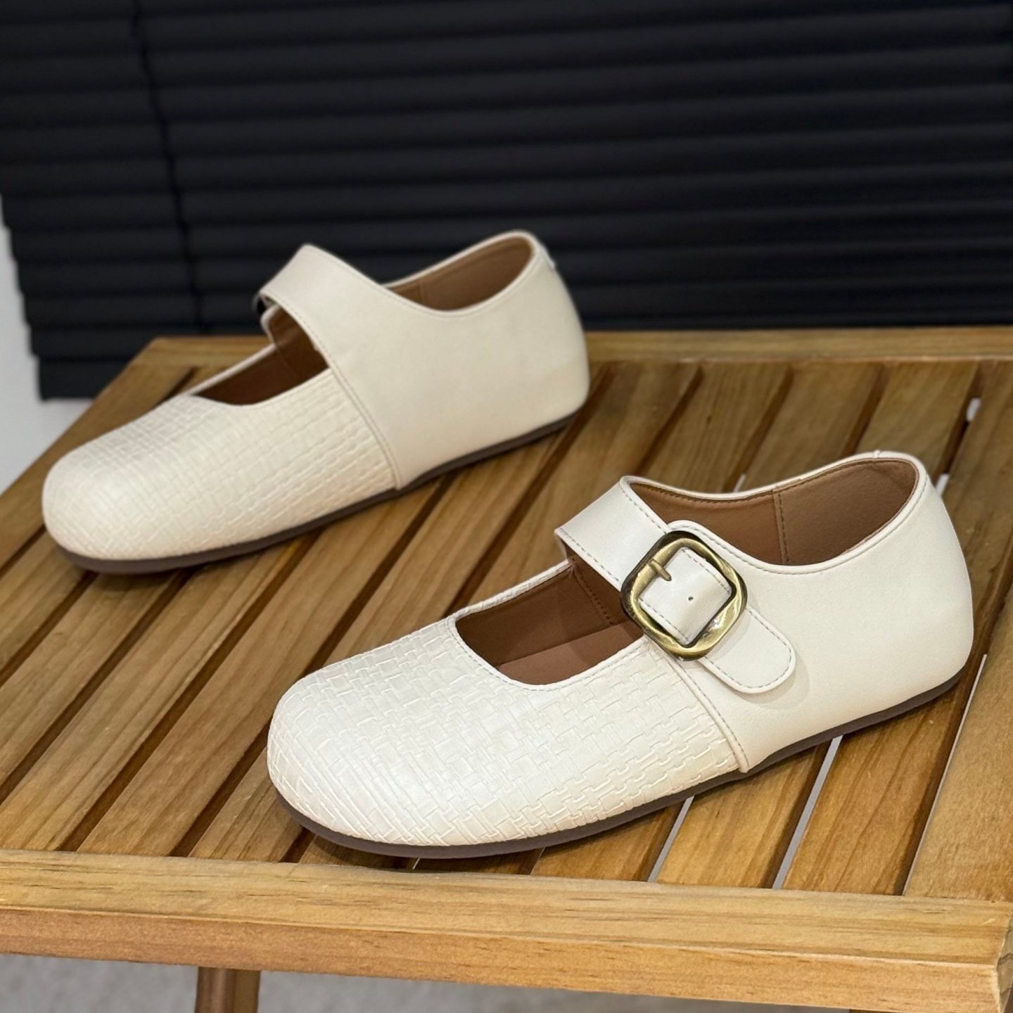 法式魔术贴玛丽珍鞋女2026春季新款平底一字带浅口单鞋时尚小皮鞋,女鞋,玛丽珍鞋,淘宝优惠券,粉丝福利购,淘宝优惠卷