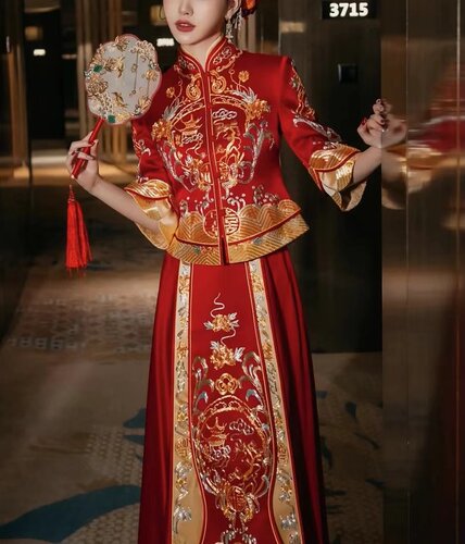 出租秀禾服结婚龙凤褂新娘服租赁