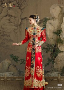 出租正版天玺品牌双飞燕手绣龙凤掛秀禾拖尾主仪式婚纱礼服