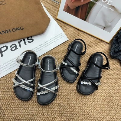 8629 夏季新品女平底一字带水钻凉鞋软底舒适百搭韩版罗马凉鞋潮