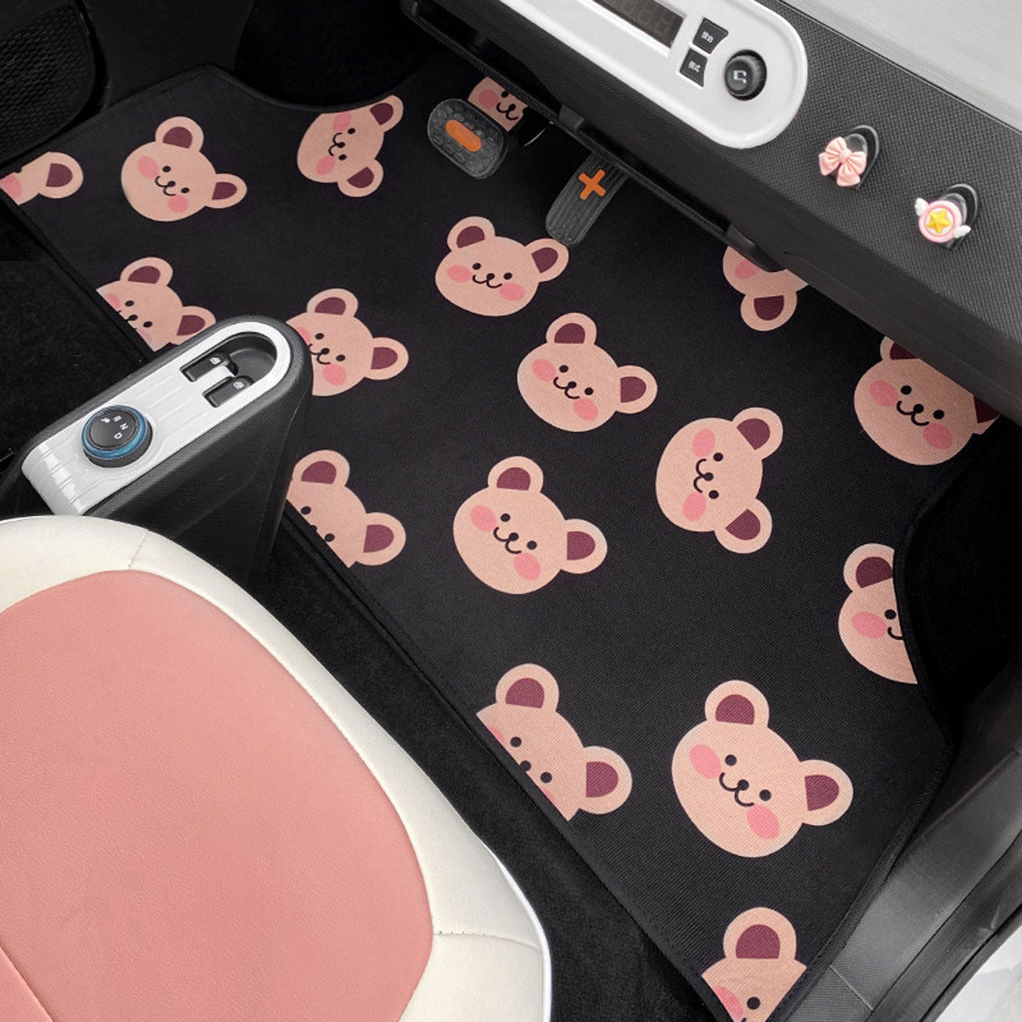 五菱宏光miniev马卡龙脚垫专用卡通可爱电动车地毯式绒面汽车垫子