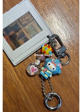 日韩ins小众可爱丑萌蓝色鱼帽KT猫咪钥匙扣包包airpods手机挂件