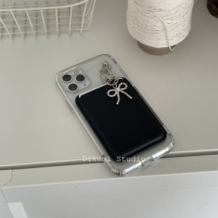 韩风ins小众简约高级感闪钻蝴蝶结挂件17磁吸手机壳皮质卡包适用于iPhone15pro/16promax苹果13/14手机保护套