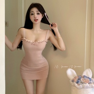 纯欲性感甜美辣妹针织吊带连衣裙女秋冬季 紧身显瘦气质包臀短裙子