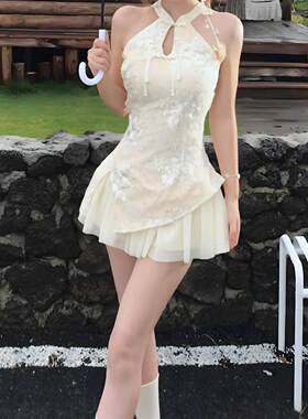 杏雨梨云短裙夏季收腰显瘦连衣裙