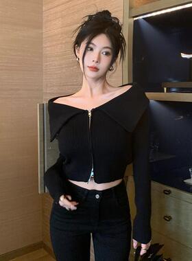 早秋一字肩长袖打底衫女装设计感别致露肩上衣双拉链短款针织毛衣