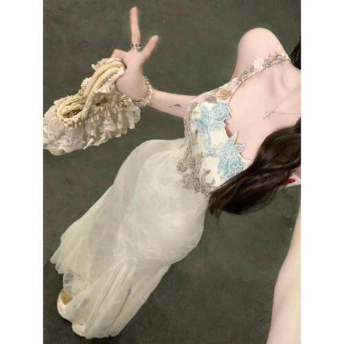 法式甜辣妹吊带连衣裙女夏
