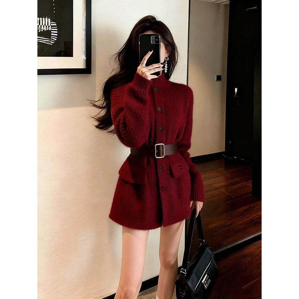 法式红色高领针织连衣裙女2026秋冬新款小个子高级感加厚毛衣短裙