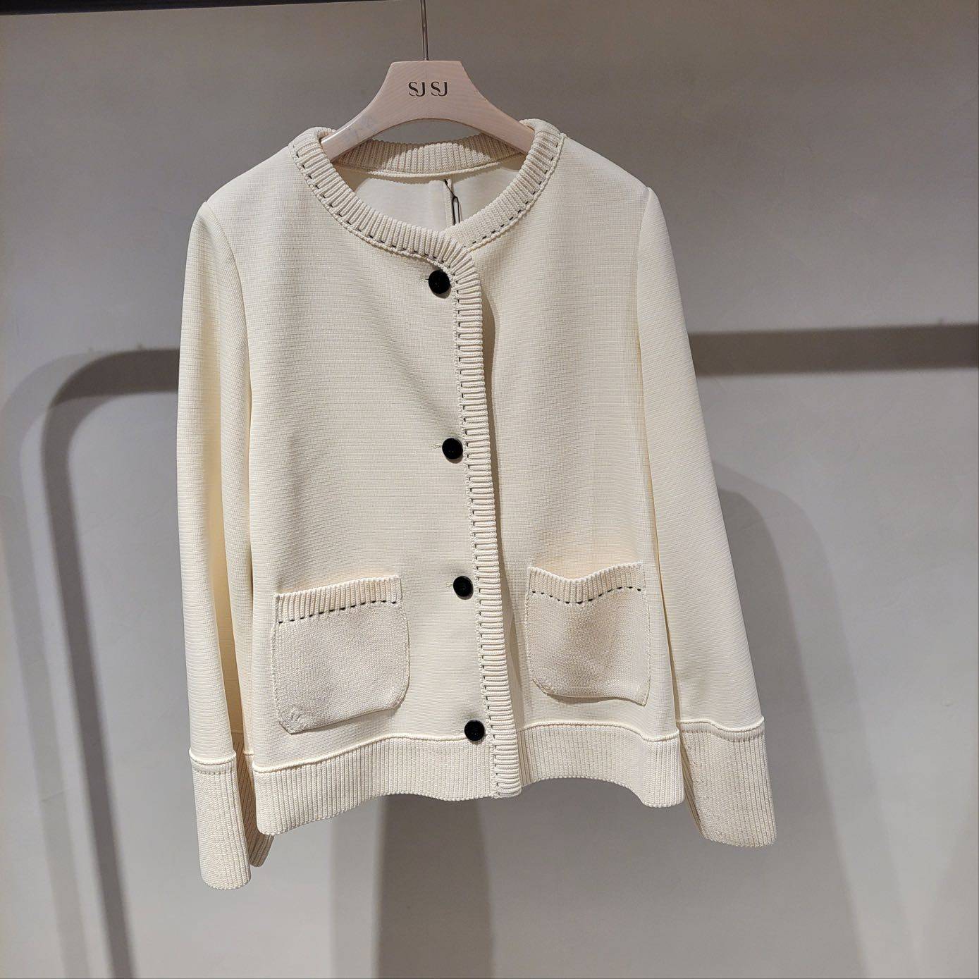 小香短外套SJ2E8-WJC562W