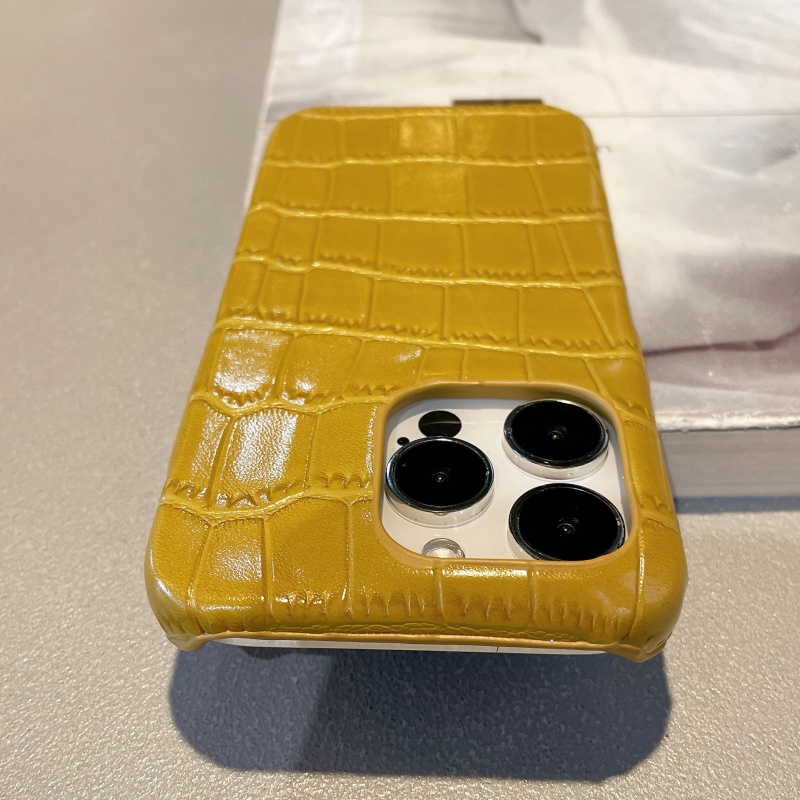 高级感黄色鳄鱼纹适用苹果16promax手机壳新款iPhone15pro半包14pro皮质13pro个性12新款11硬壳苹果17promax