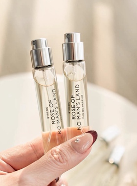 贫瘠之地的最后一支玫瑰！byredo百瑞德香水无人区玫瑰/超级雪松