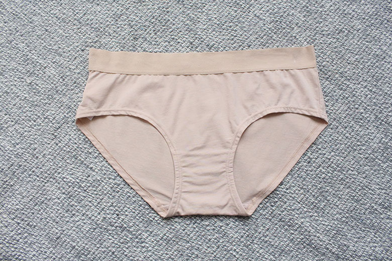 女士内裤 中低腰舒适包臀三角裤