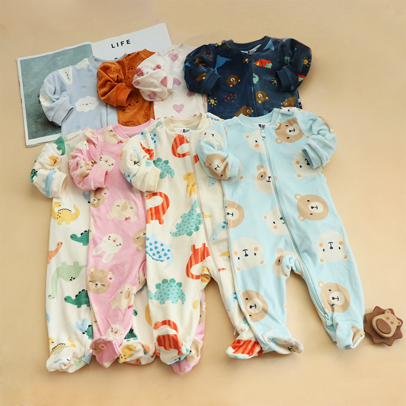 连脚连体衣婴儿包脚初生新生儿衣服宝宝包脚绒爬服四季长袖贝贝绒