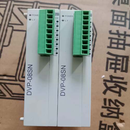 可维修台达DVP-08SN11R扩展模块两台实物拍摄议价